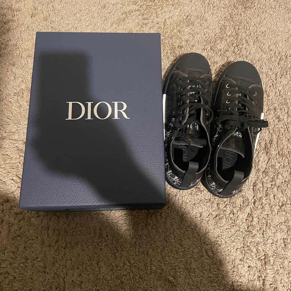 Dior B23